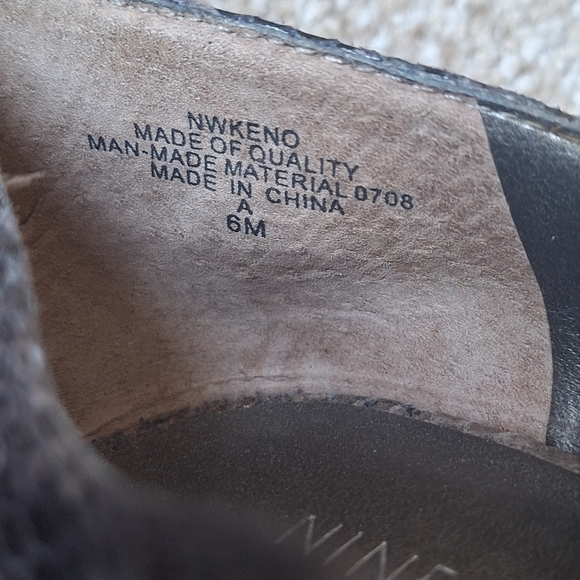 NINE WEST Mary Jane  Snake Print Platform Heels Womens Size 6M - Picture 6 of 9